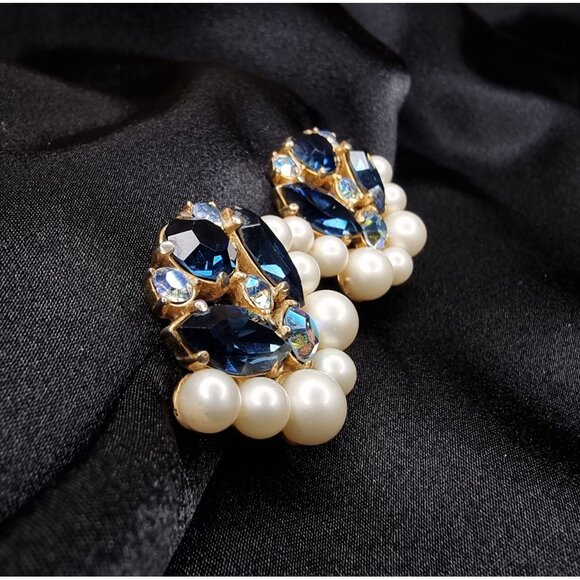 Rare Find Vintage 1930s Elsa Schiaparelli Clip-On Earrings W/ Blue Rhinestones - Picture 3 of 6